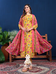 Maharaj Fashion Hub Women's Elegant Kurti Pant Dupatta Set
