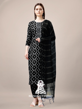 Maharaj Fashion Hub Women's Elegant Kurti Pant Dupatta Set