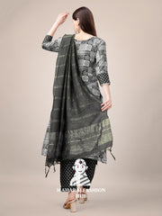 Maharaj Fashion Hub Women's Elegant Kurti Pant Dupatta Set
