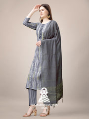 Maharaj Fashion Hub Women's Elegant Kurti Pant Dupatta Set
