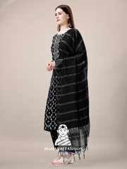 Maharaj Fashion Hub Women's Elegant Kurti Pant Dupatta Set