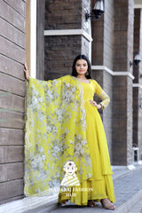 Elevate Your Ethnic Game β Elegant Yet Modern π«