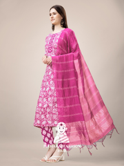 Maharaj Fashion Hub Women's Elegant Kurti Pant Dupatta Set