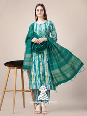 Maharaj Fashion Hub Women's Elegant Kurti Pant Dupatta Set