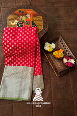 Tradition Meets Elegance – Kanjivaram Zari Saree