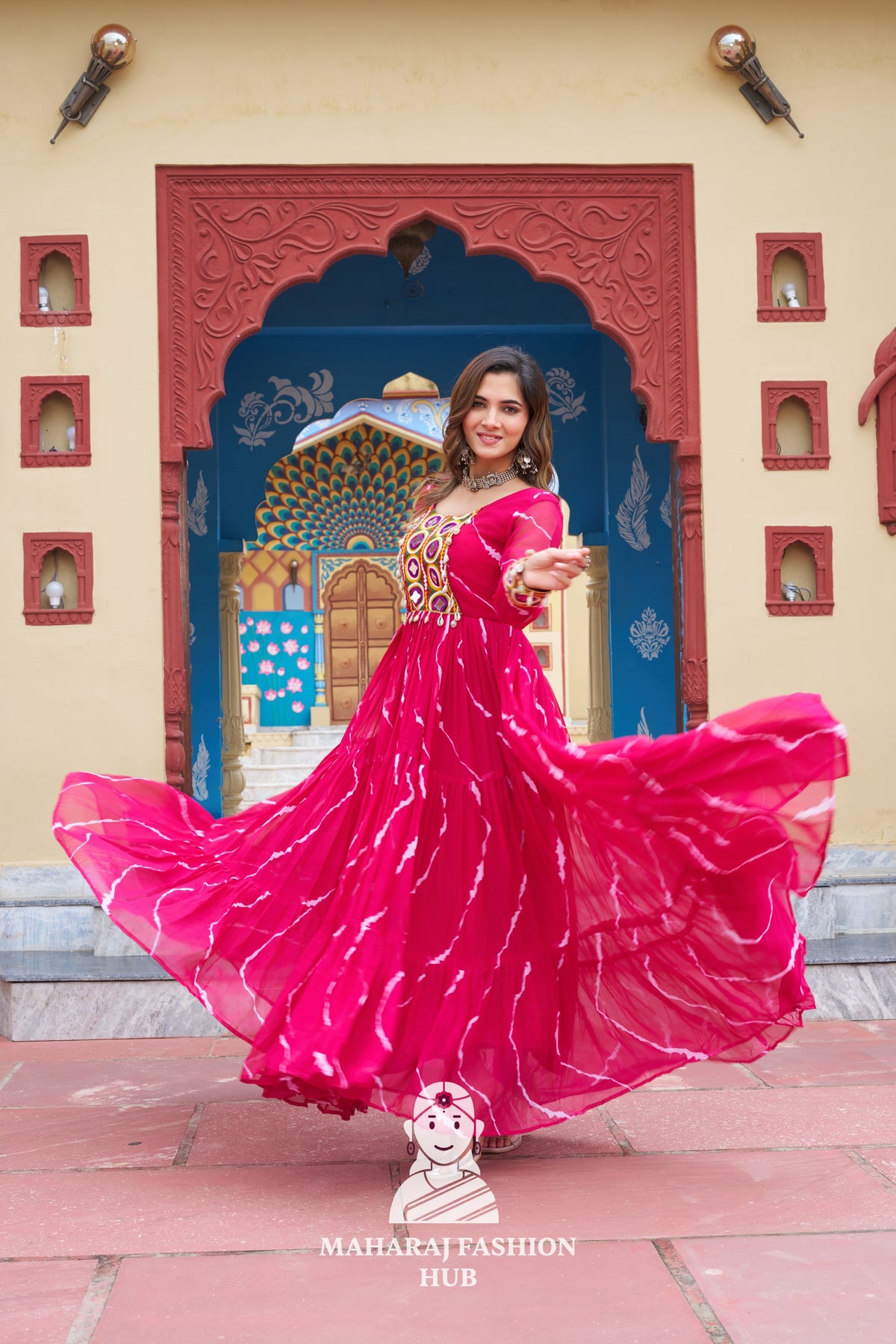 Elegant Laheriya Print Kutchi Patchwork Navratri Gown for Women ✨👗