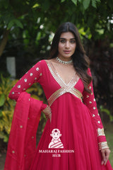V-Neck Faux Blooming Gown – With Artistic Cut-Work Dupatta Combo 🌸