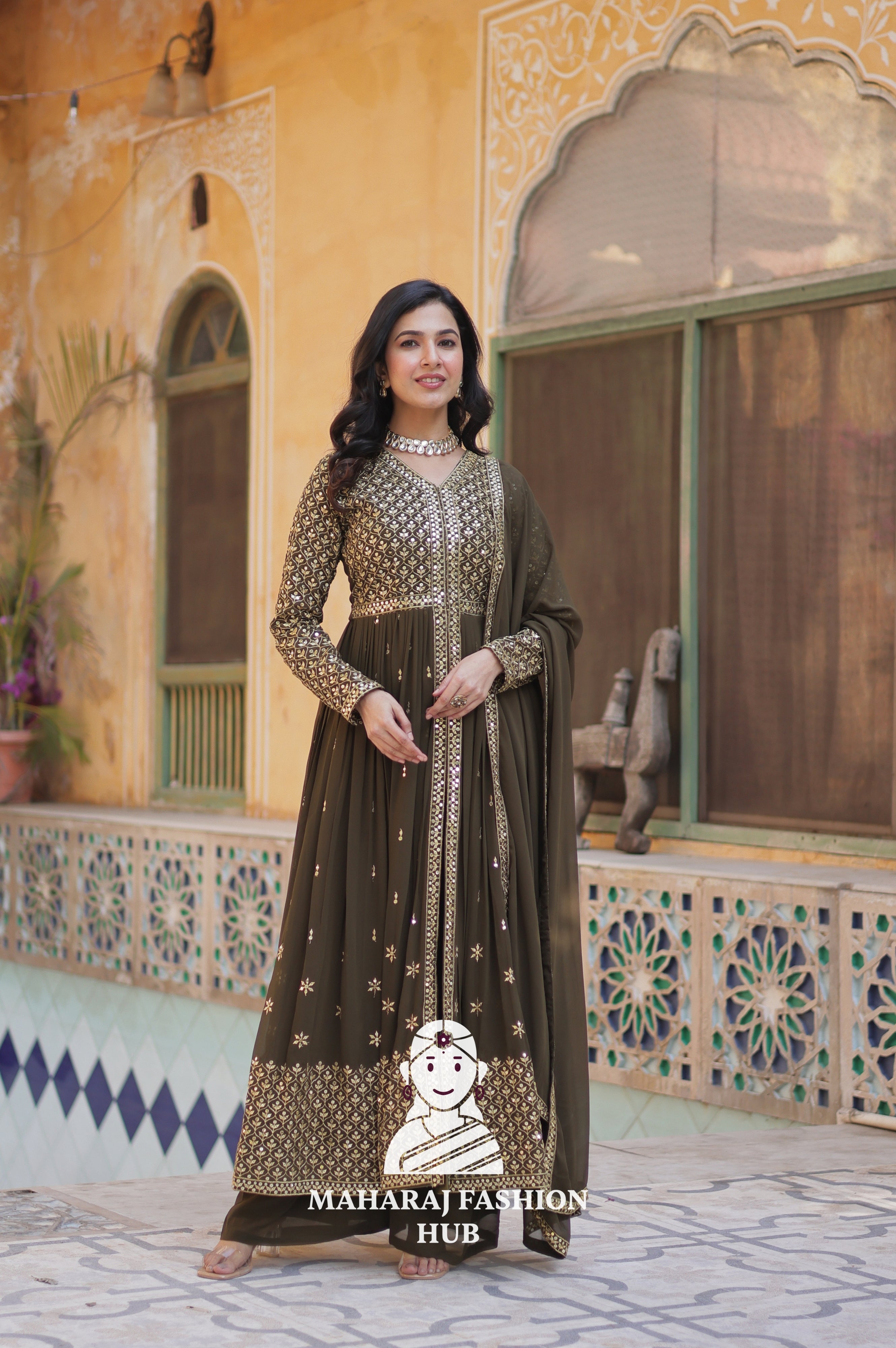 🌸 Soft Cotton-Lined Kurti Set for Festive Comfort - Special Designer Gown