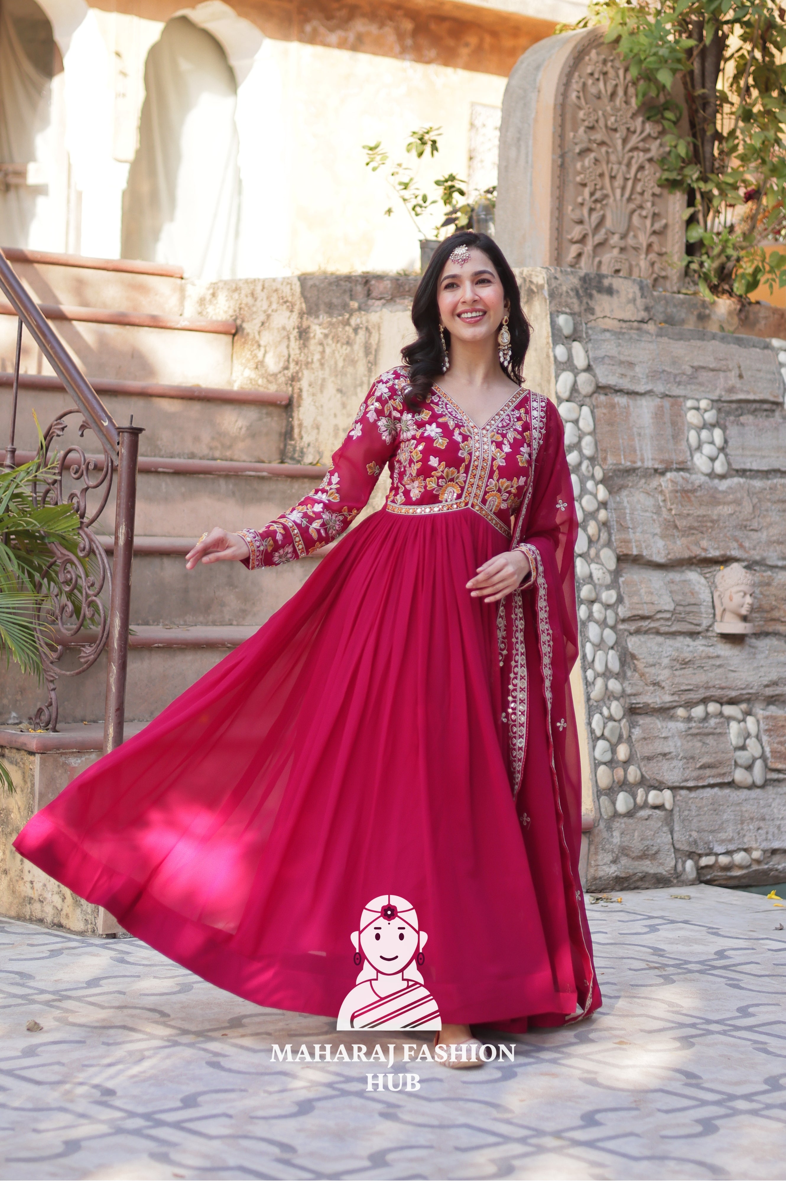 💃 V-Neck Sequined Gown in Faux Blooming Fabric