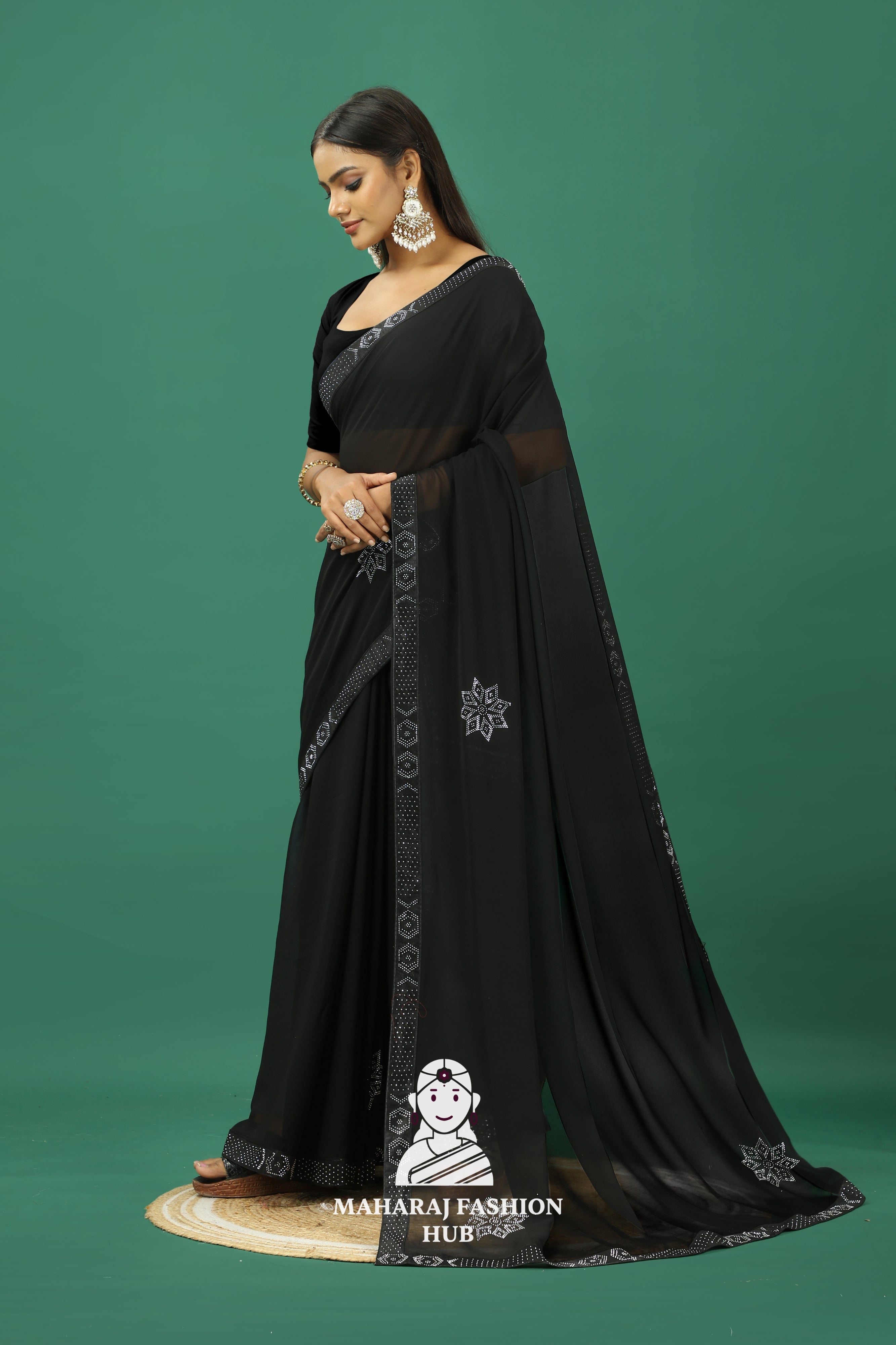 Maharaj Fashion Hub Premium Georgette Saree – Soft, Stylish & Ready to Drape