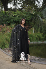 Bloom Like Royalty – Faux Blooming Designer Gown Set