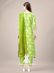 Maharaj Fashion Hub Women's Elegant Kurti Pant Dupatta Set