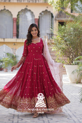 🧵 Zari Sequins Faux Blooming Gown with Designer Dupatta - Special Designer Gown