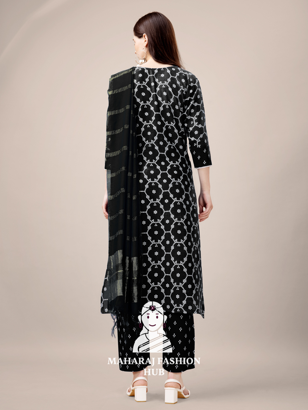 Maharaj Fashion Hub Women's Elegant Kurti Pant Dupatta Set