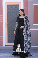 Elevate Your Ethnic Game – Elegant Yet Modern 💫