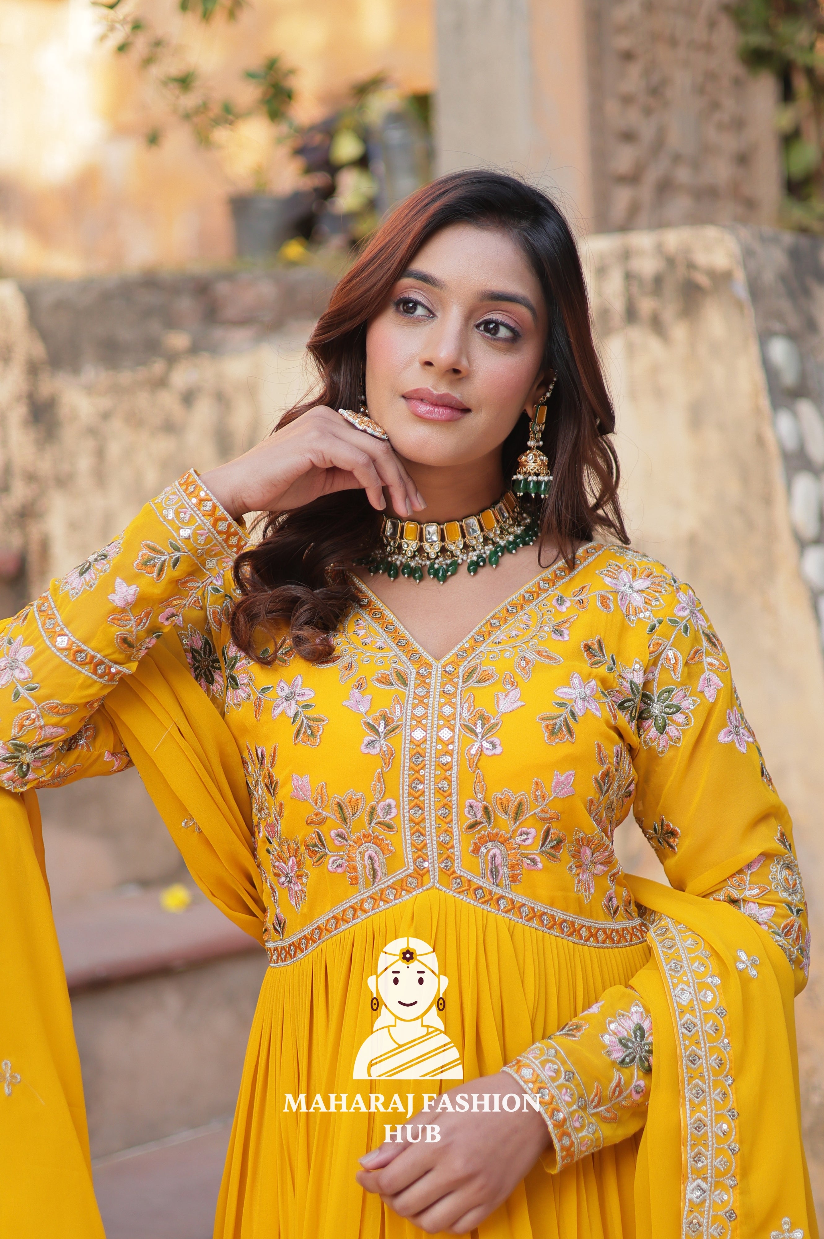 🪡 Cotton-Lined Faux Blooming Set with Sequin Detailing