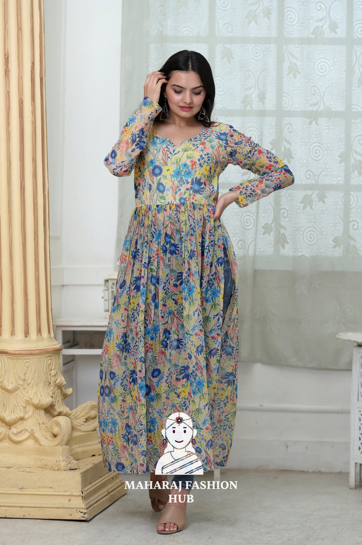 Casual to Festive Wear Kurti with Classic Touch