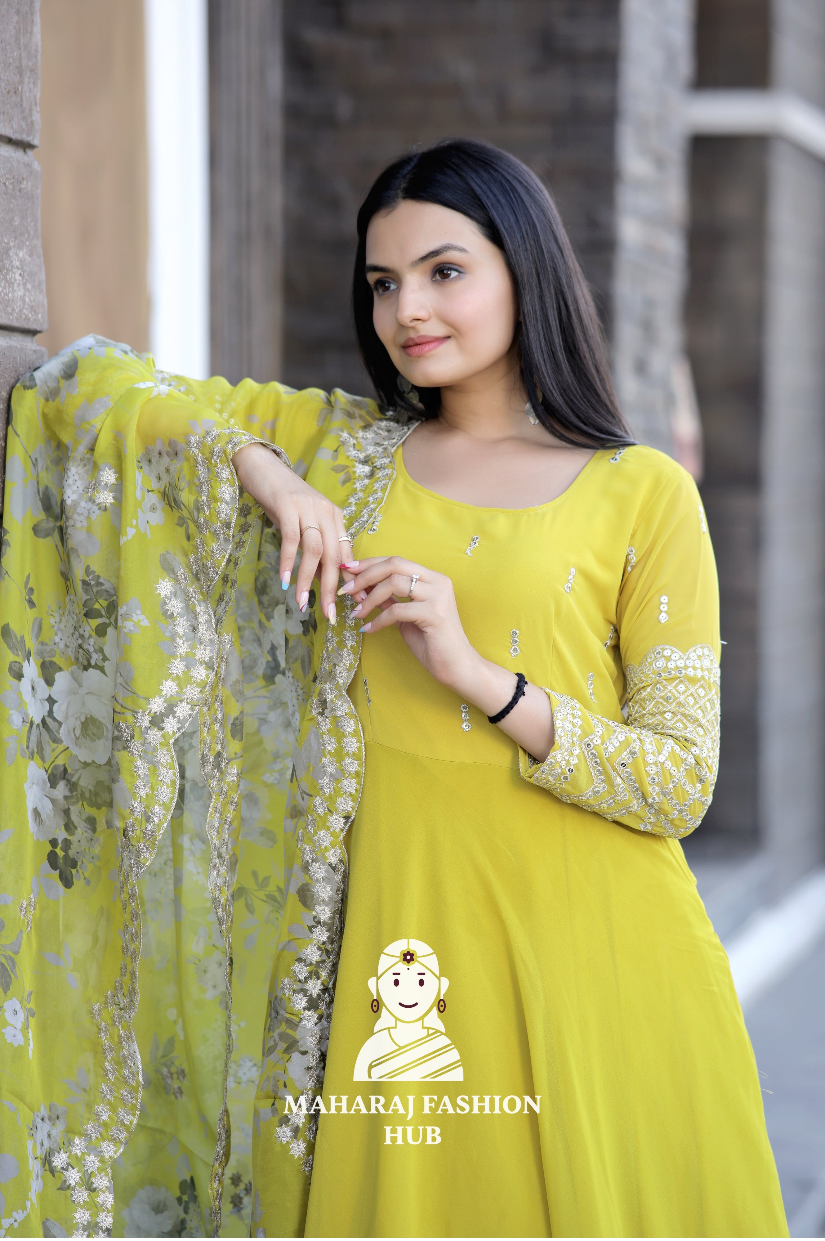 Elevate Your Ethnic Game – Elegant Yet Modern 💫