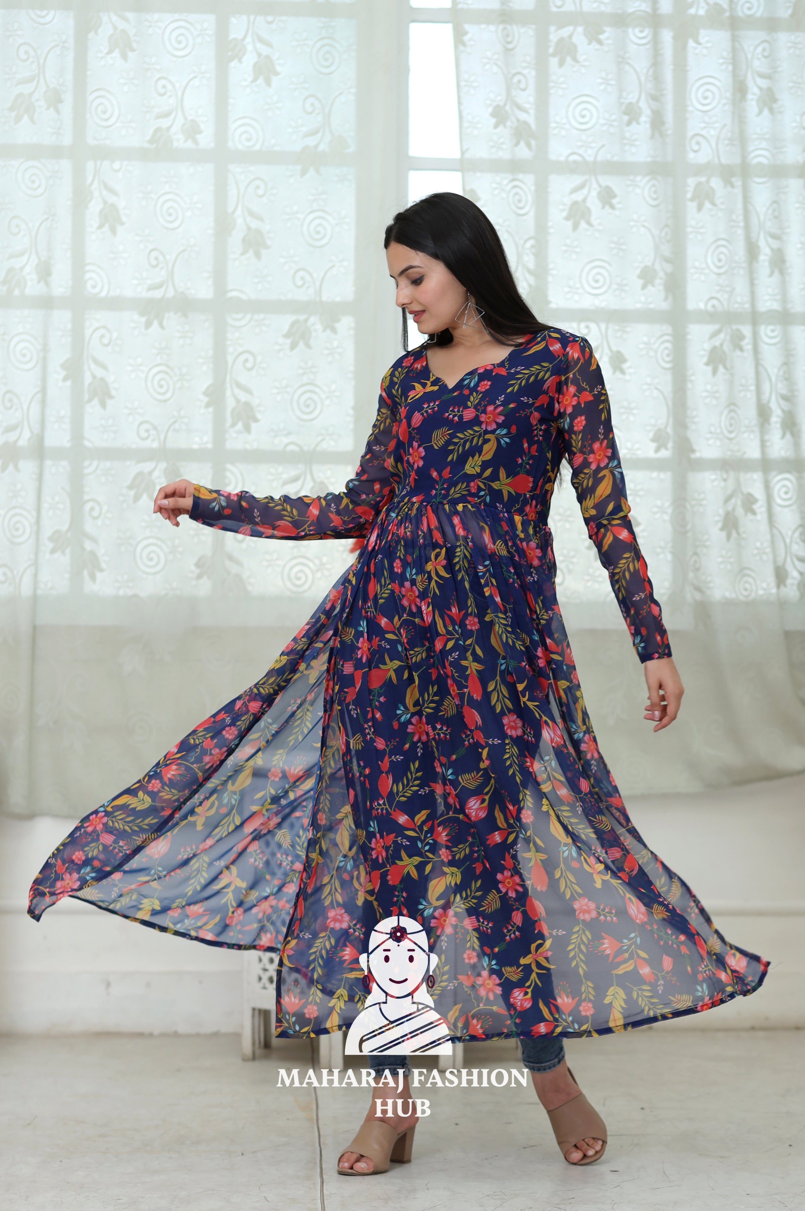 Chic Printed Kurti with Comfortable Inner Lining