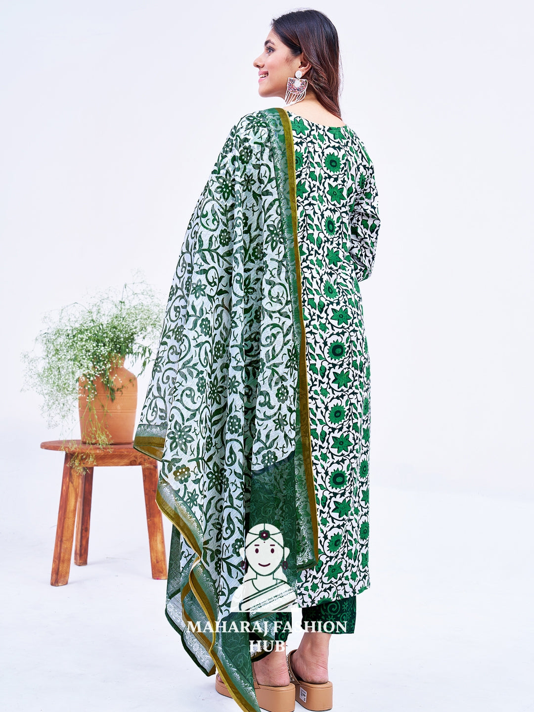 Maharaj Fashion Hub Women's Elegant Kurti Pant Dupatta Set