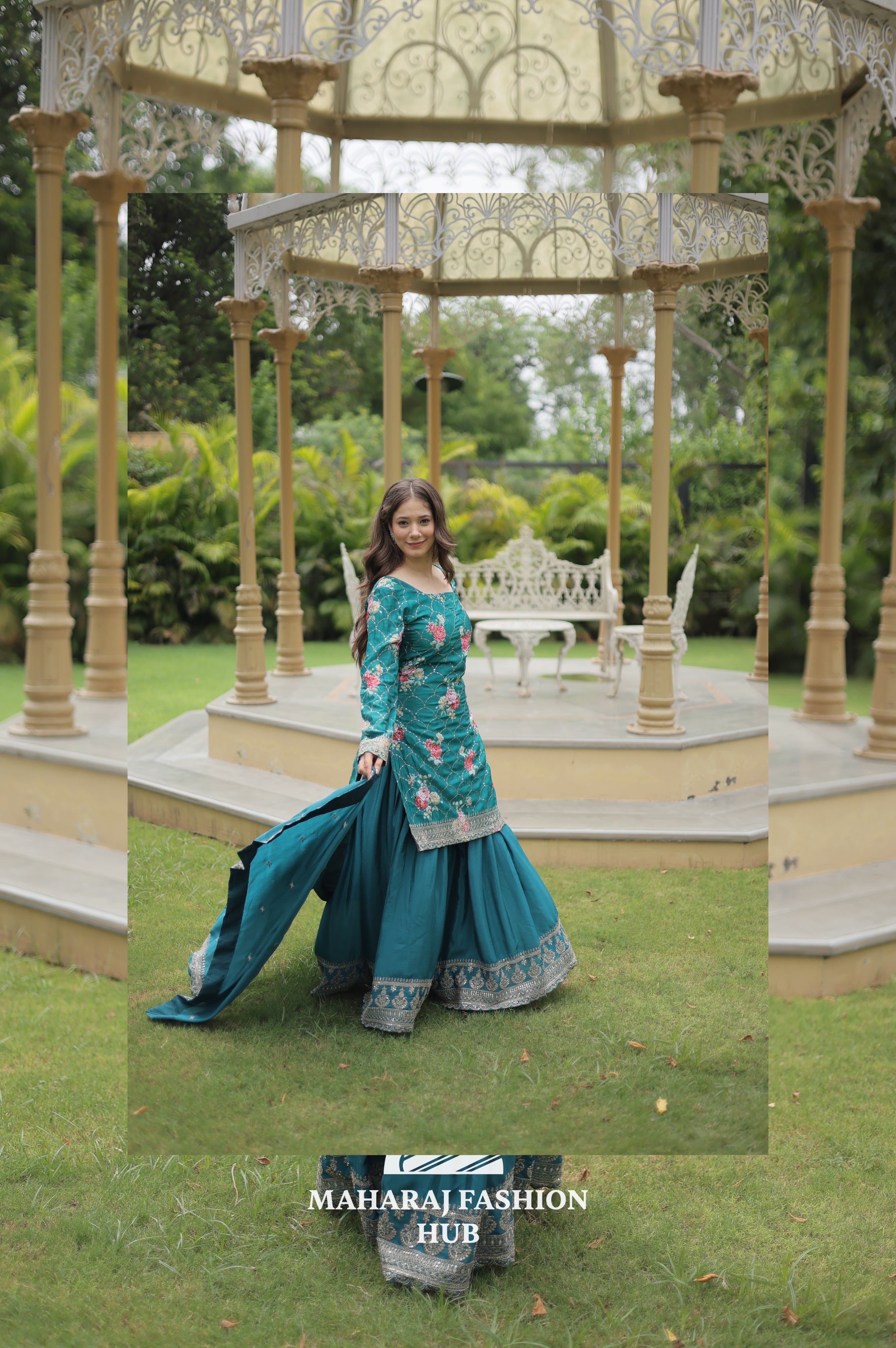 👗 Full Set of Embroidered Grace - Special Designer Gown