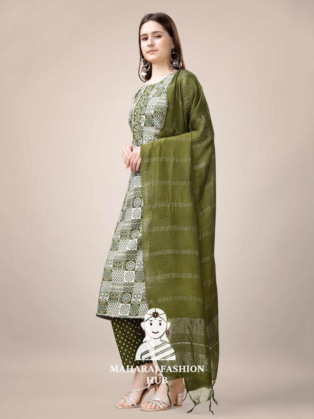 Maharaj Fashion Hub Women's Elegant Kurti Pant Dupatta Set