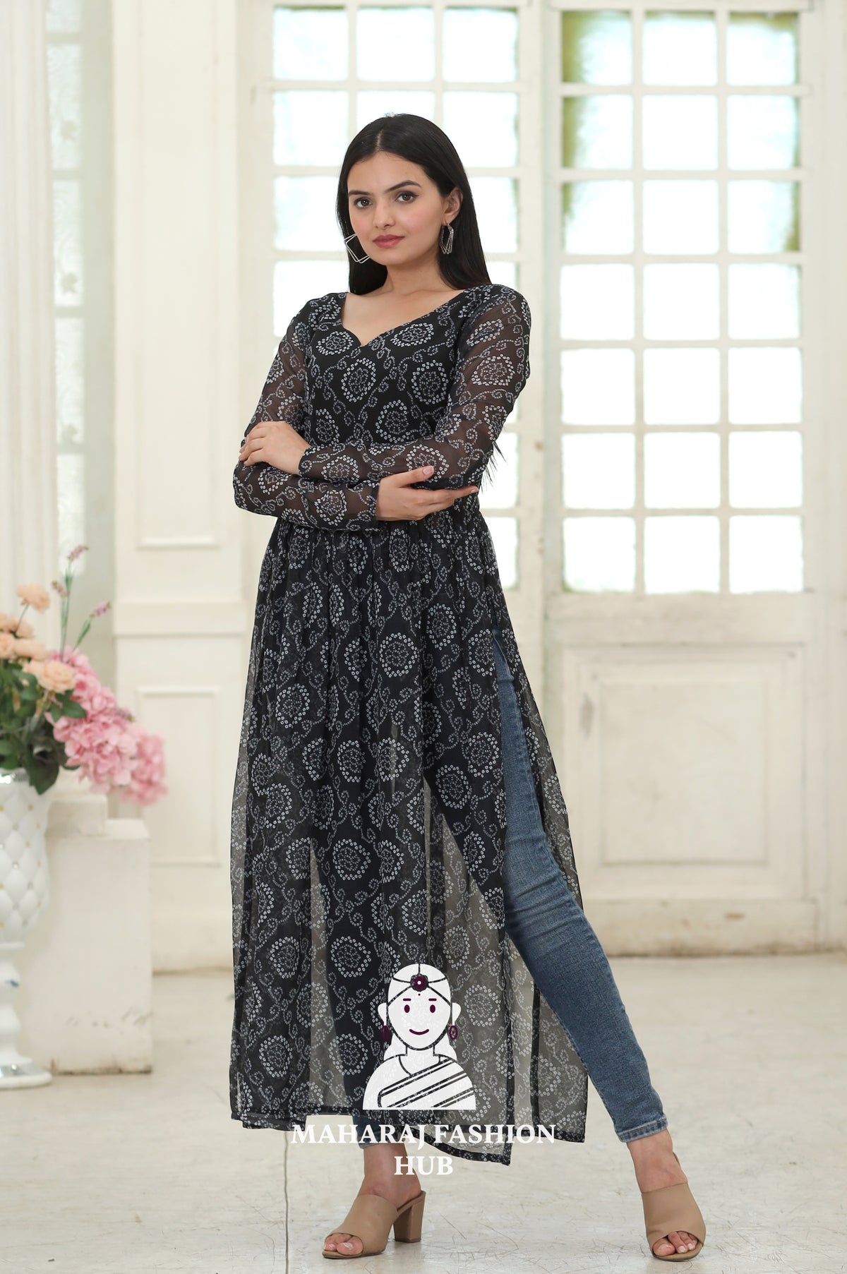 💃 Flaunt the Festive You in Bandhej Elegance