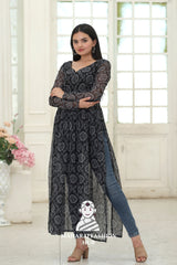 💃 Flaunt the Festive You in Bandhej Elegance