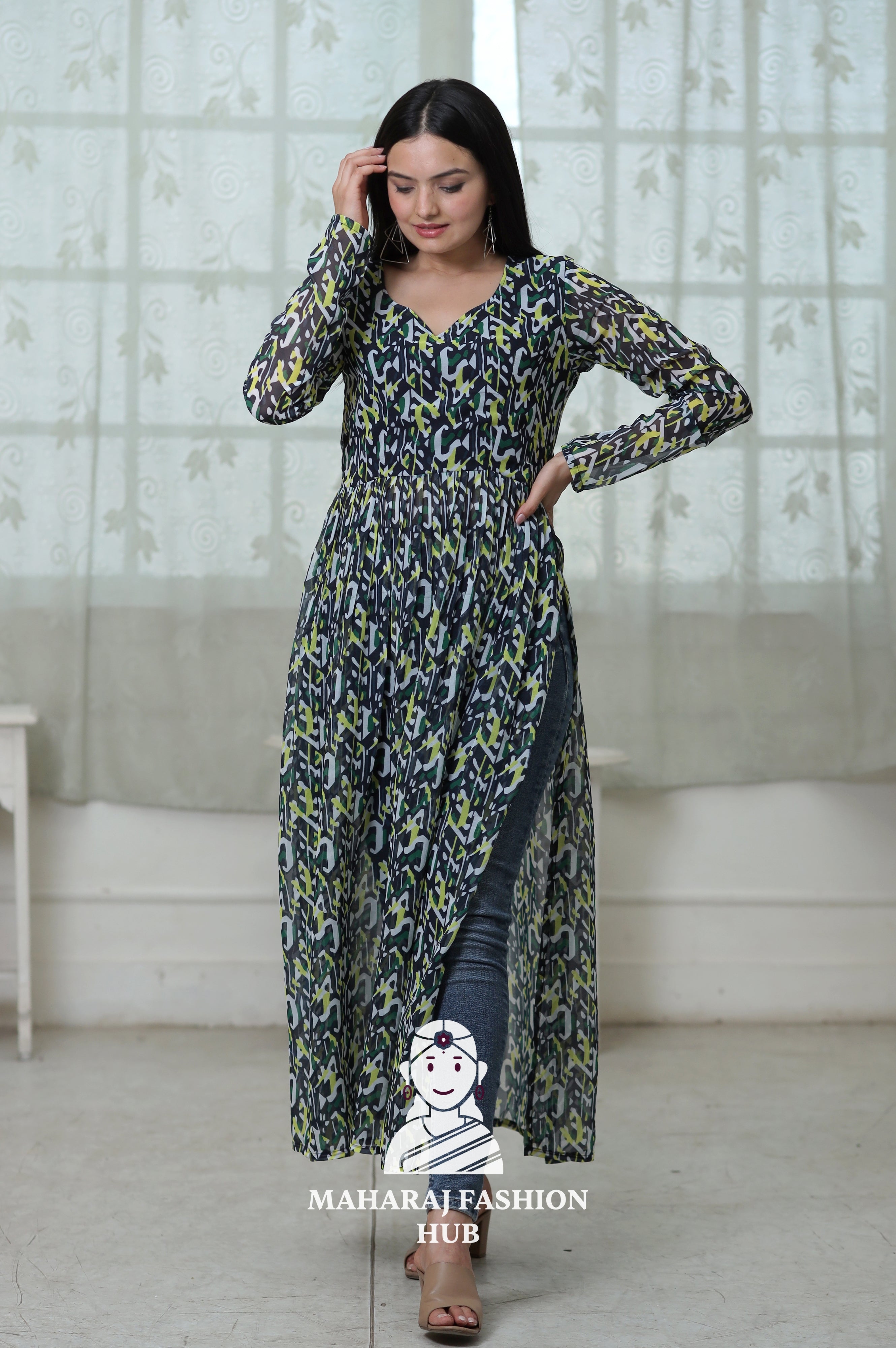Casual to Festive Wear Kurti with Classic Touch