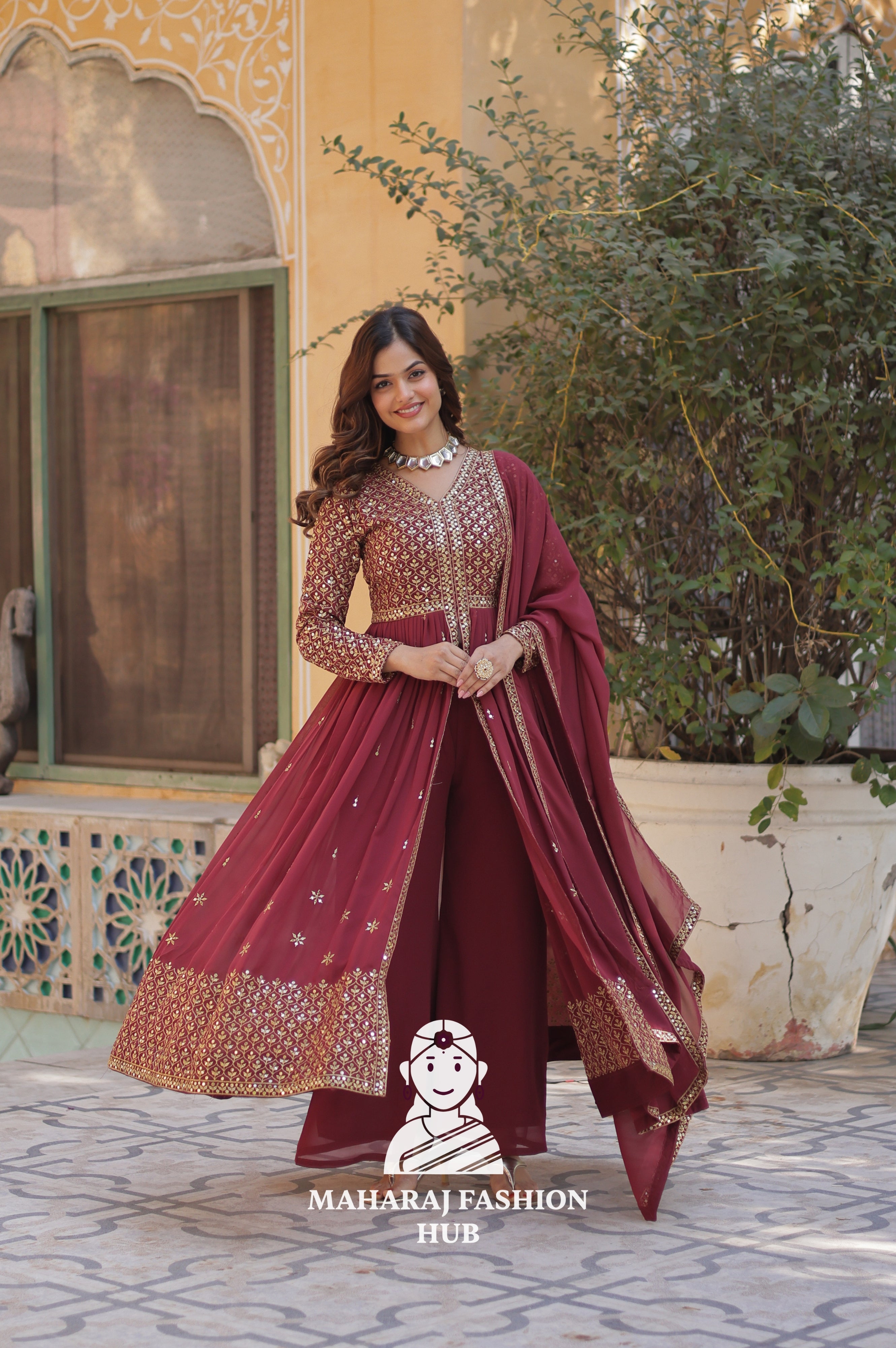 🌸 Soft Cotton-Lined Kurti Set for Festive Comfort - Special Designer Gown