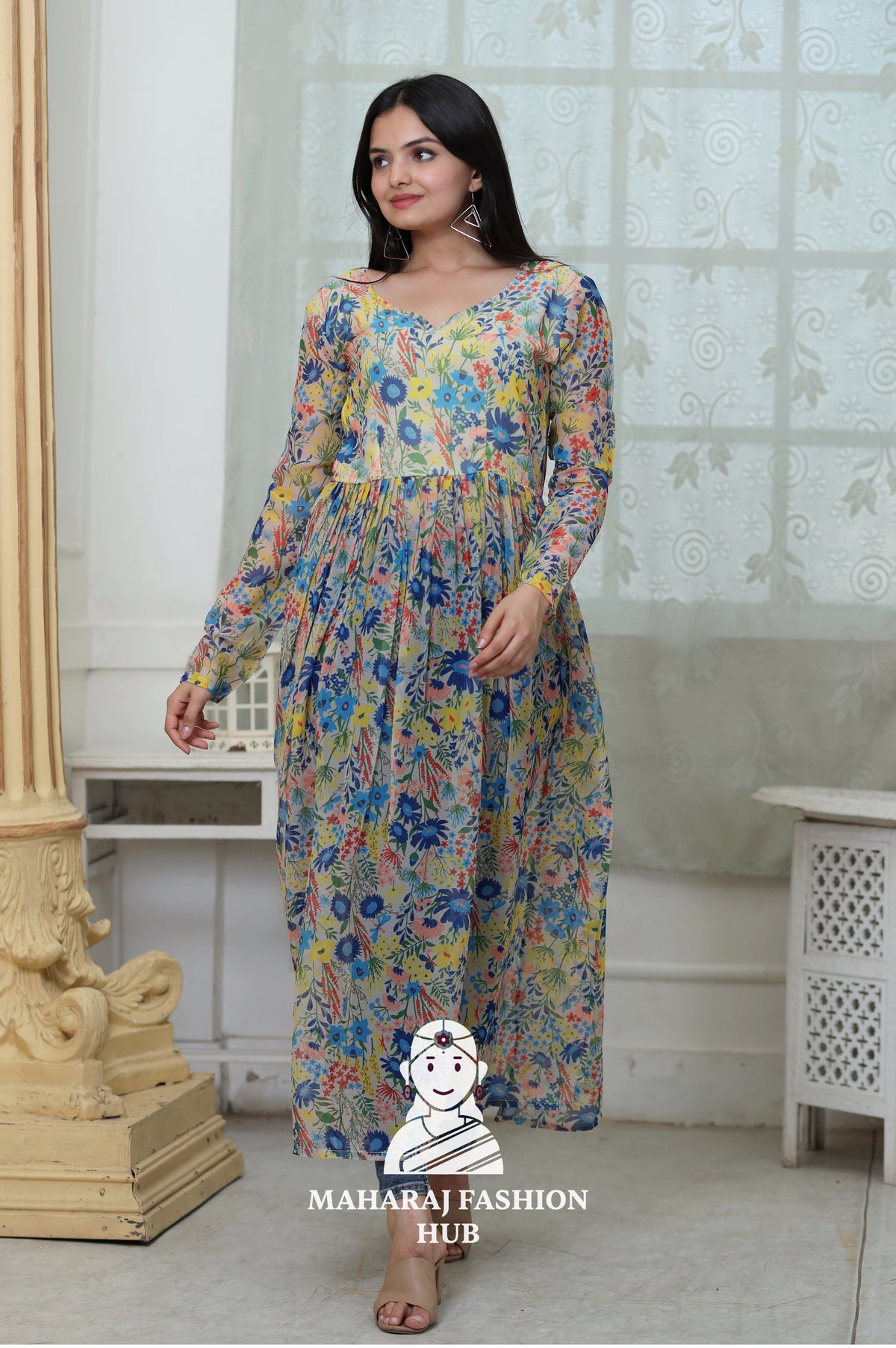 Casual to Festive Wear Kurti with Classic Touch