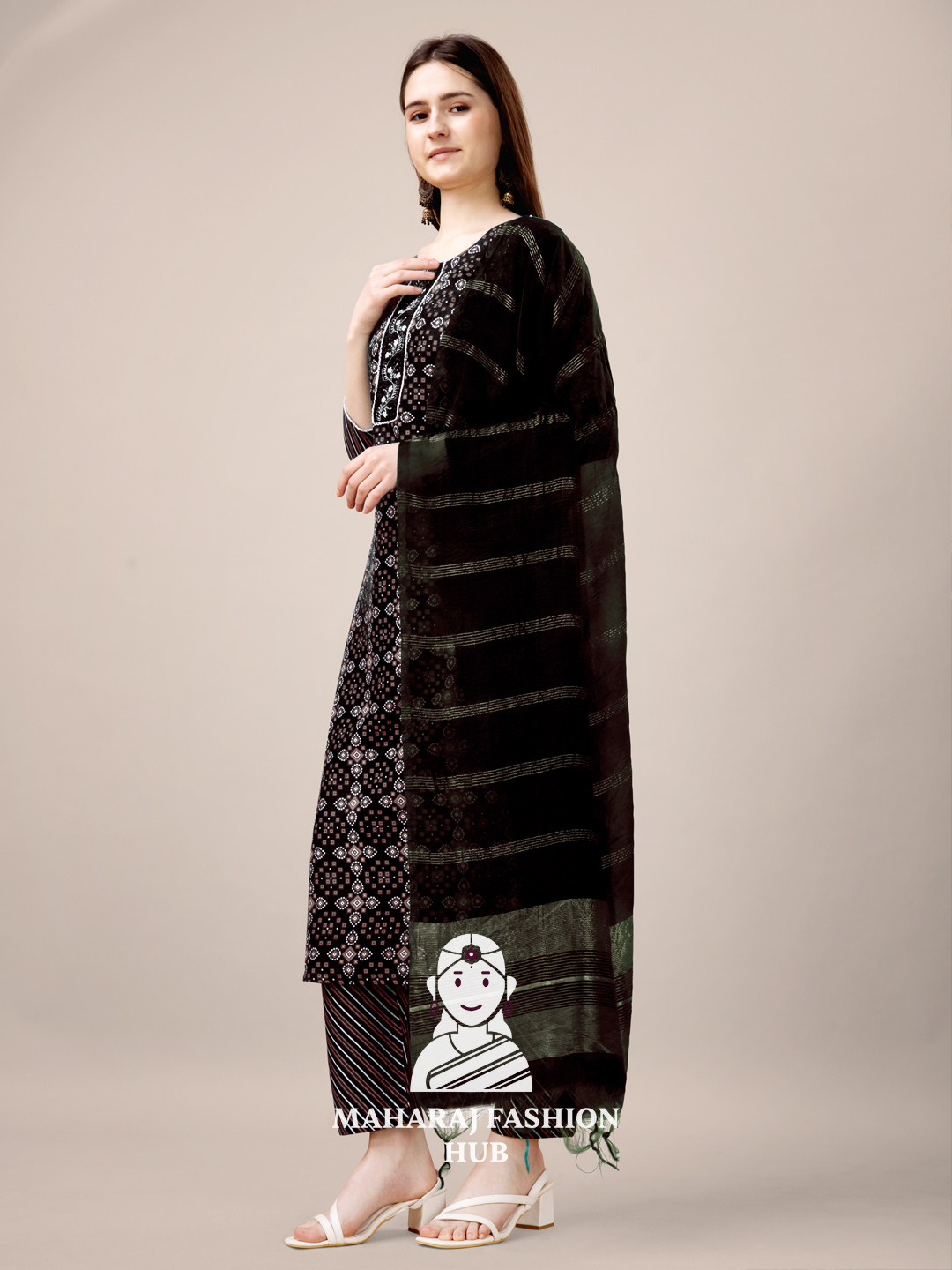 Maharaj Fashion Hub Women's Elegant Kurti Pant Dupatta Set