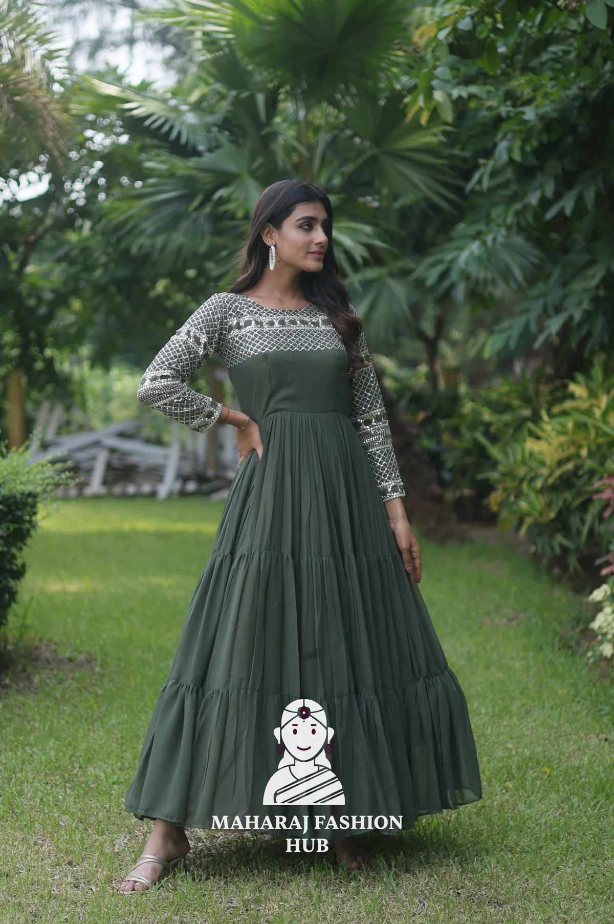 Faux Blooming Fabric Elegance Gown 👑