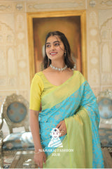 Exquisite Kanjivaram Silk Saree with Handcrafted Zari Weave