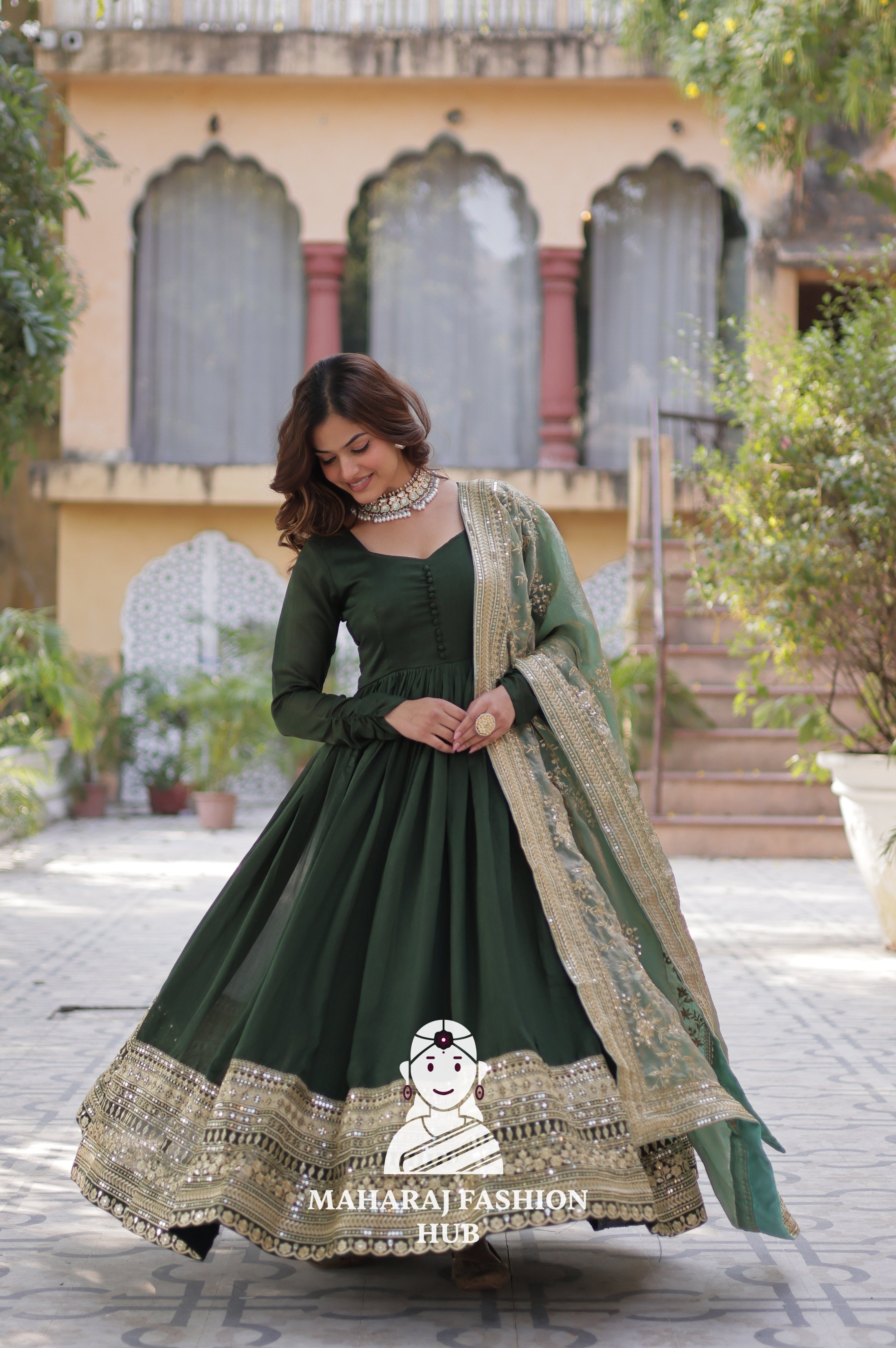 🎀 Ethnic Radiance in Vichitra with Full Sleeves & V-Neck - Special Designer Gown