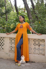 Vibrant Bandhani Print Kutchi Embroidery Round Neck Navratri Kurti 🎨💃