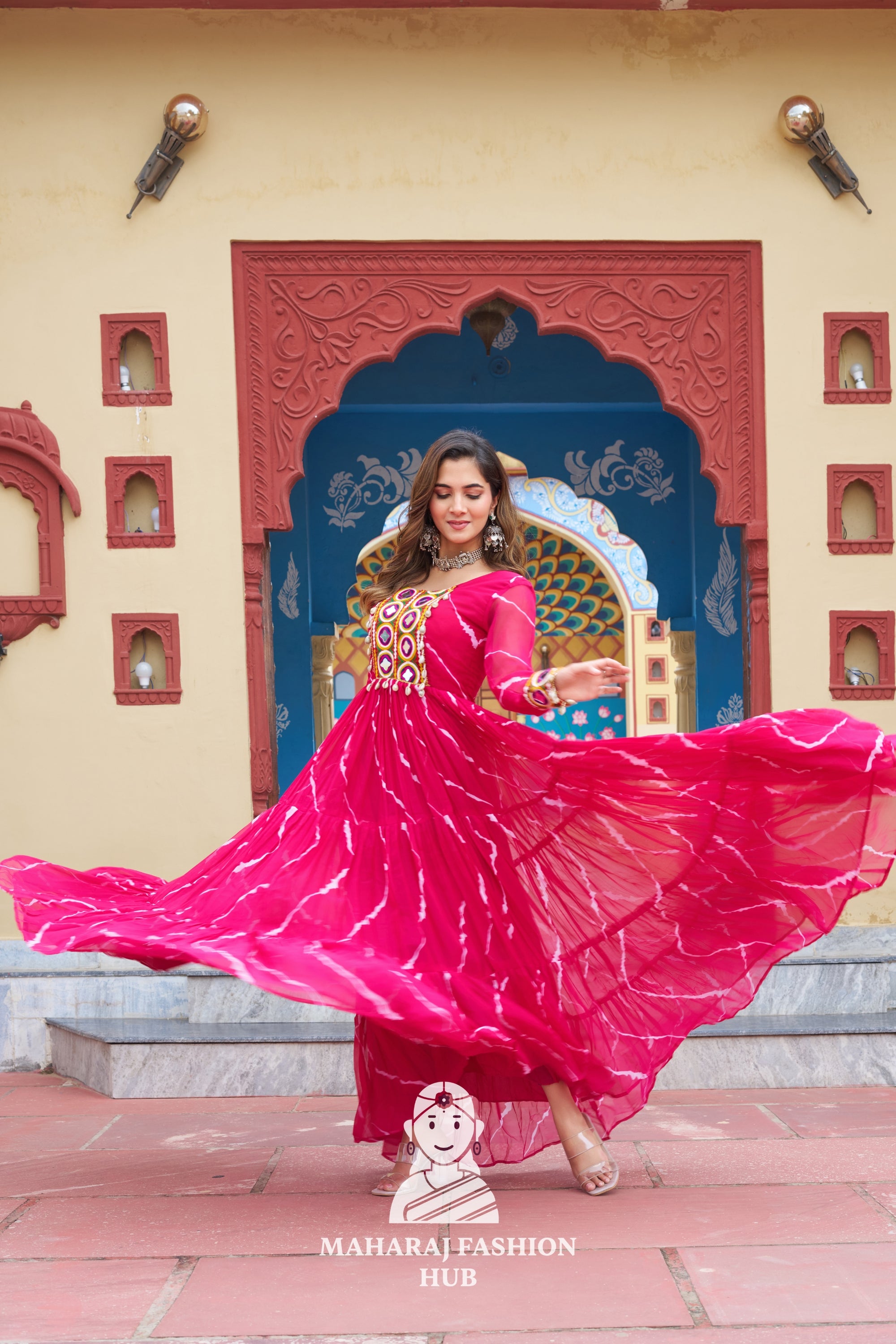 Elegant Laheriya Print Kutchi Patchwork Navratri Gown for Women ✨👗