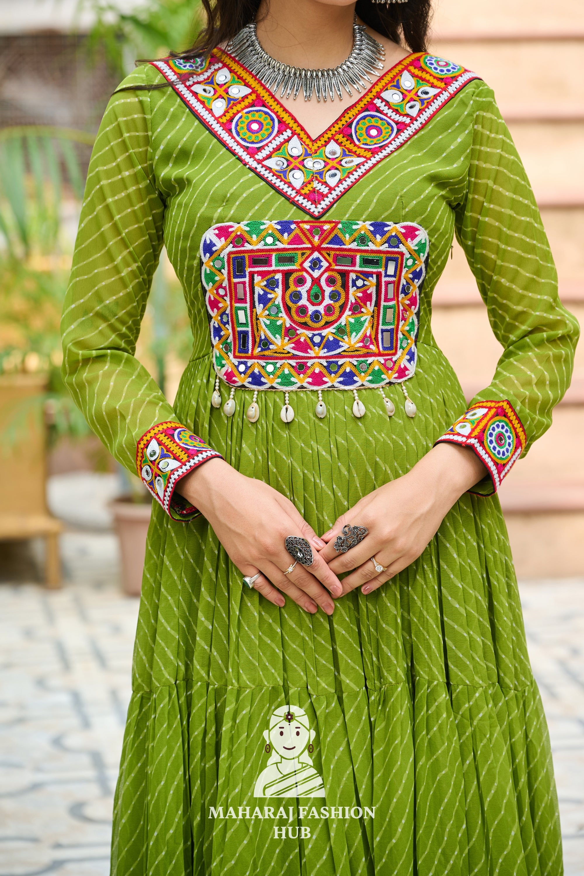 Traditional Laheriya Print Full Sleeve Kutchi Work Navratri Gown 💫🌺