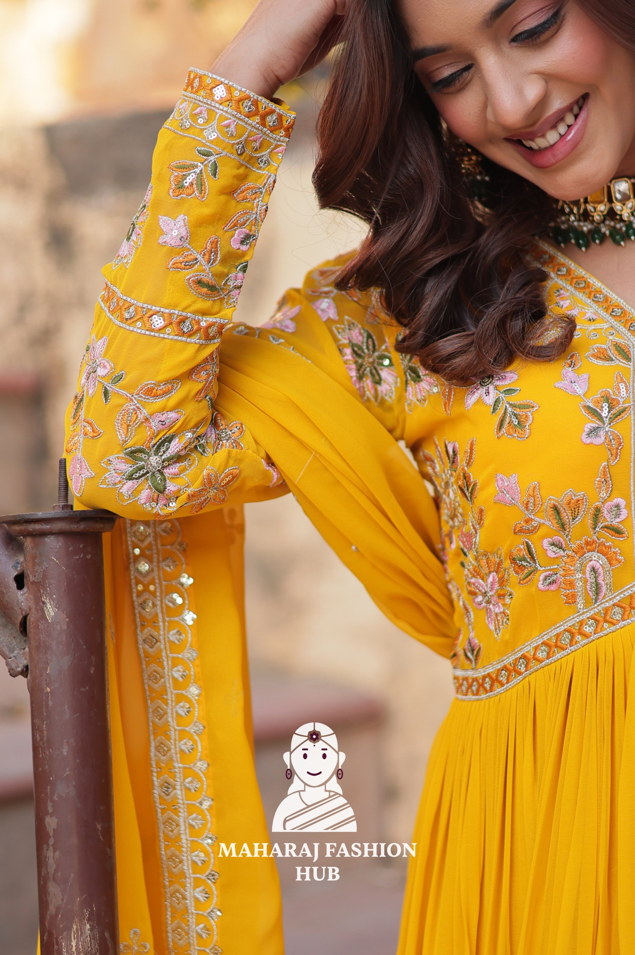 🪡 Cotton-Lined Faux Blooming Set with Sequin Detailing
