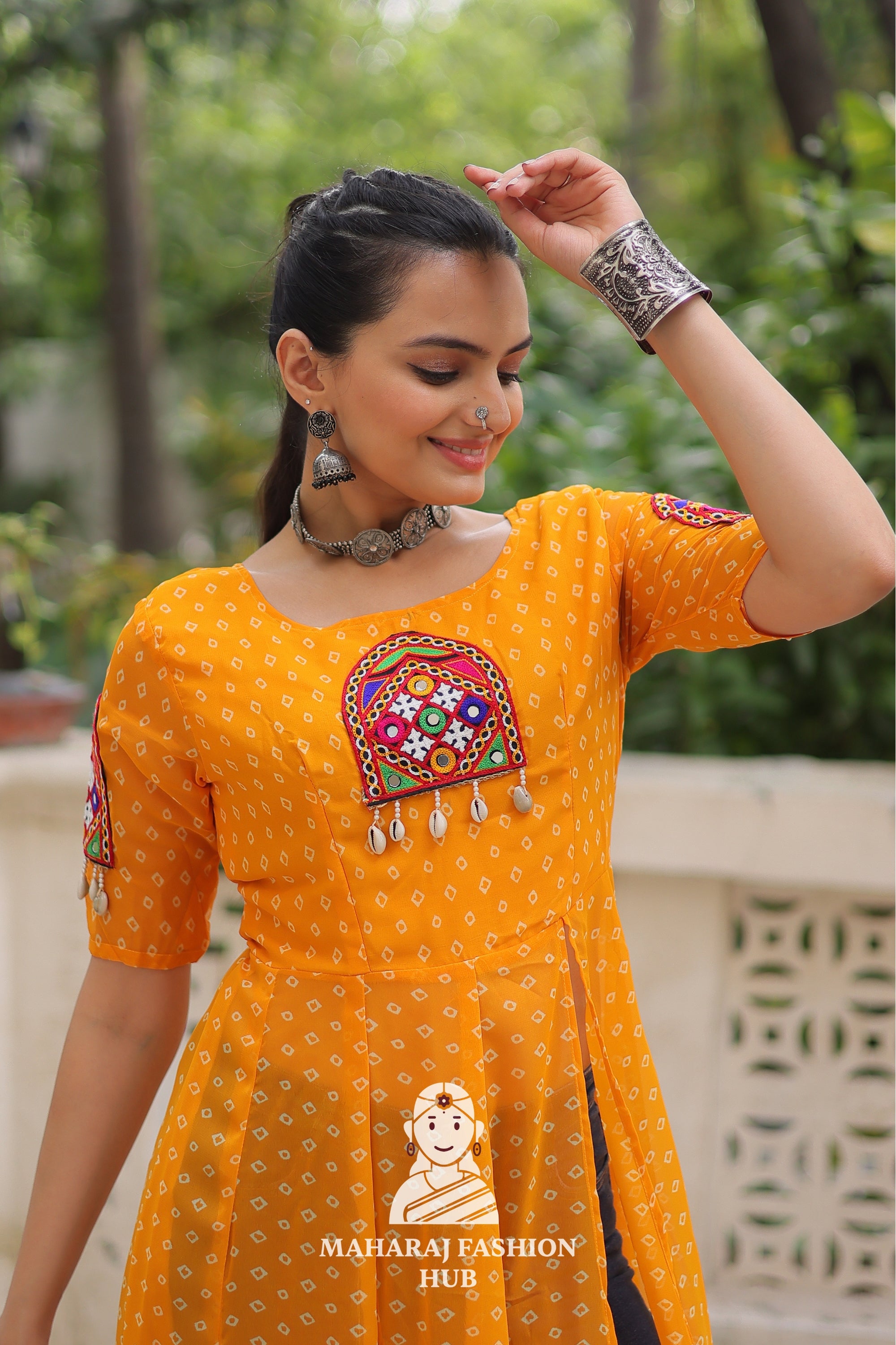 Vibrant Bandhani Print Kutchi Embroidery Round Neck Navratri Kurti 🎨💃