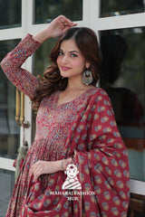 Breezy Cotton Elegance – Comfort Woven in Style 💫