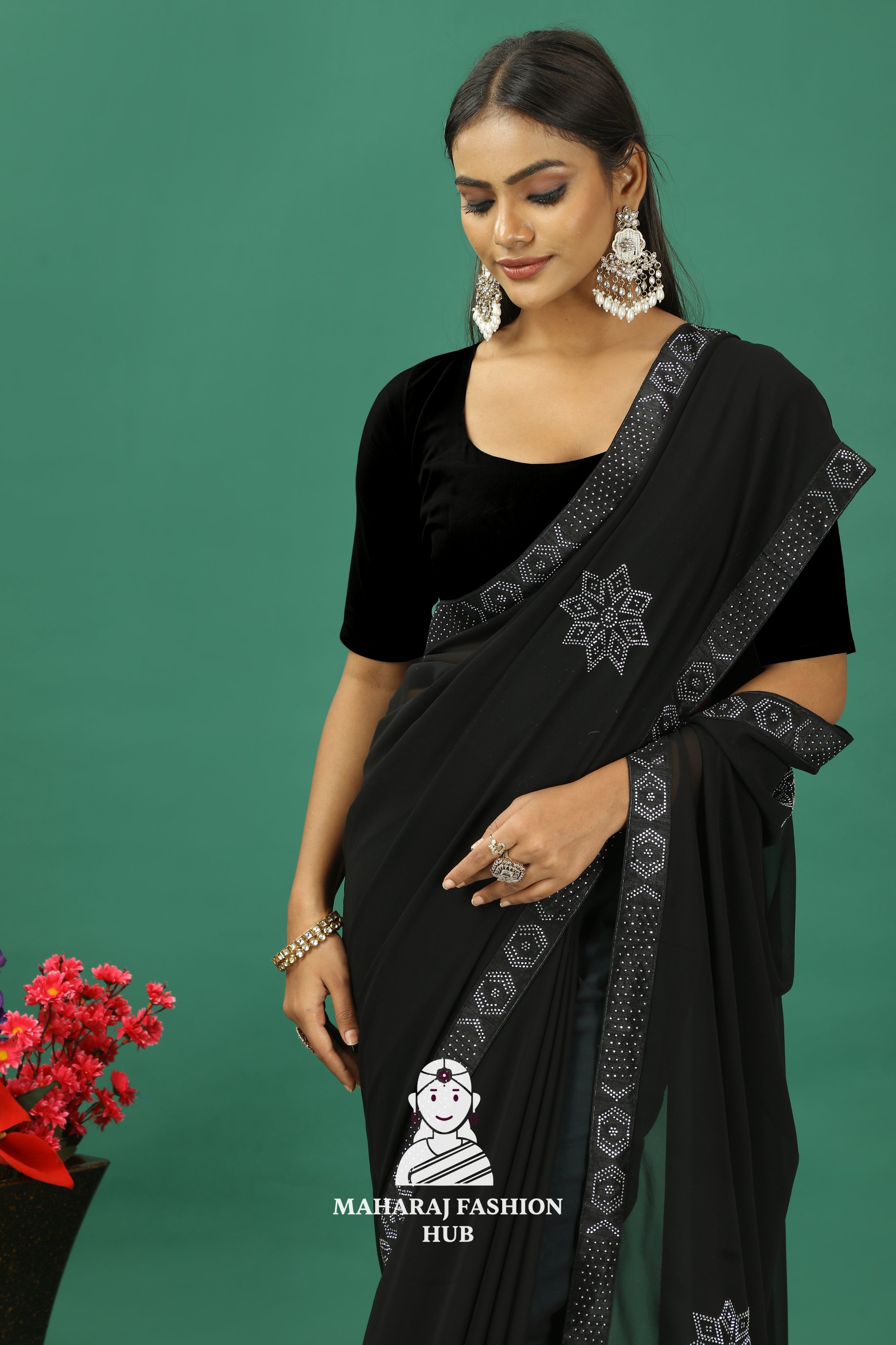 Maharaj Fashion Hub Premium Georgette Saree – Soft, Stylish & Ready to Drape