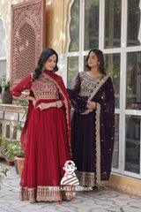 🪡 Elegant Faux Blooming Gown with 3.5 M Flair and Lace Finish Dupatta - Combo Offer Gown