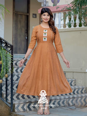 🧡 Rustic Charm – Embroidered Rayon Kurta for Women