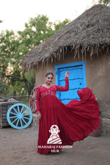 Stunning Reyon Fabric Gown with Luxurious 15 Meter Flair