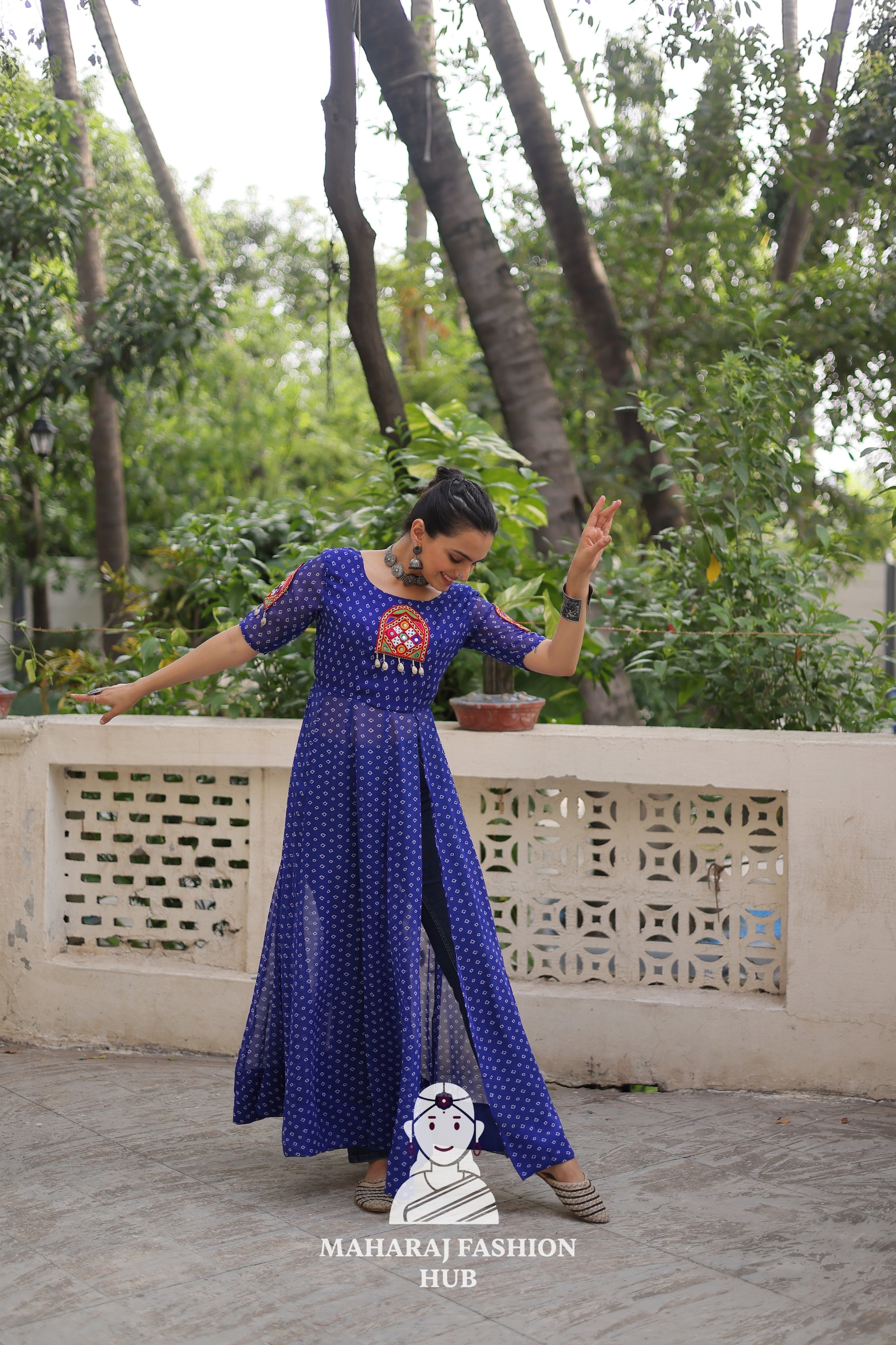 Vibrant Bandhani Print Kutchi Embroidery Round Neck Navratri Kurti 🎨💃