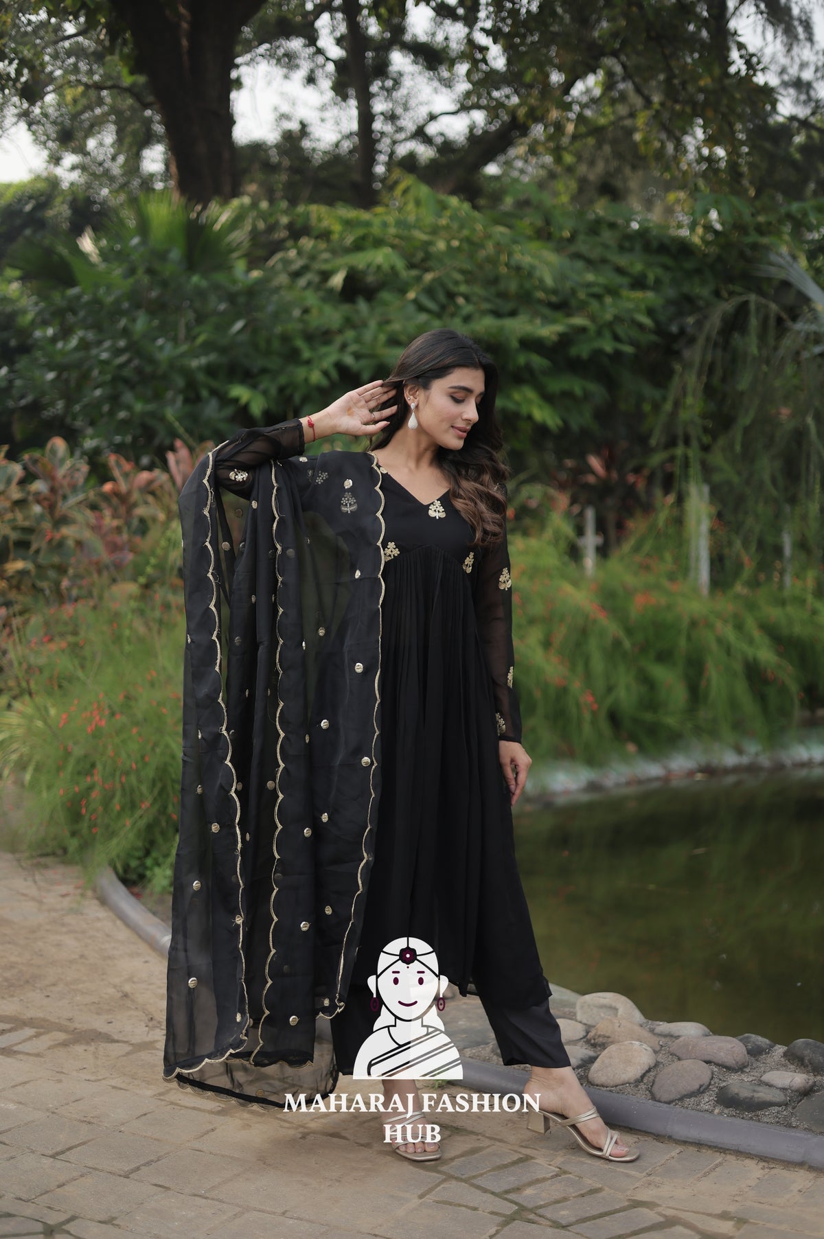 Bloom Like Royalty – Faux Blooming Designer Gown Set