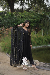 Bloom Like Royalty – Faux Blooming Designer Gown Set