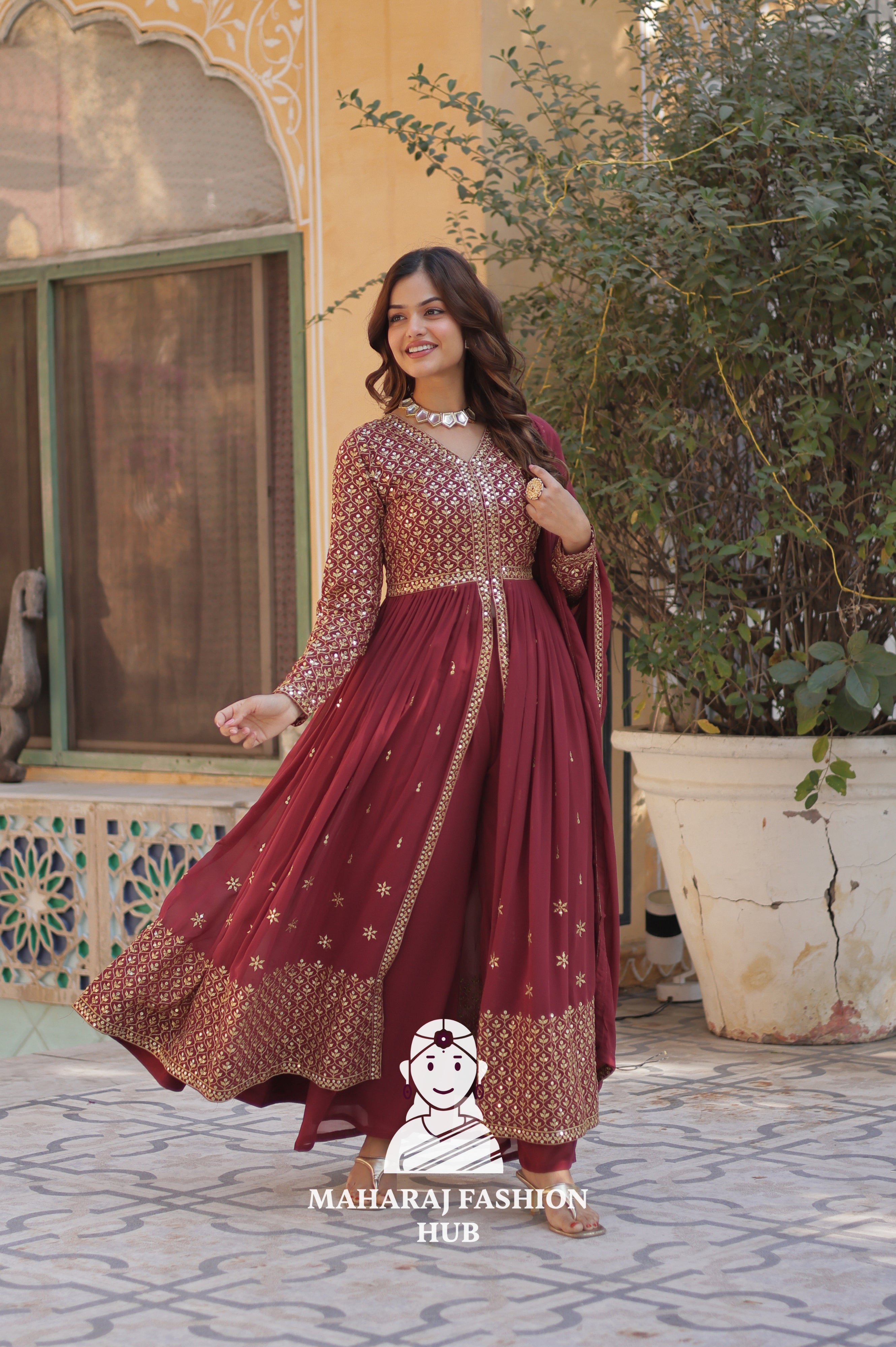 🌸 Soft Cotton-Lined Kurti Set for Festive Comfort - Special Designer Gown