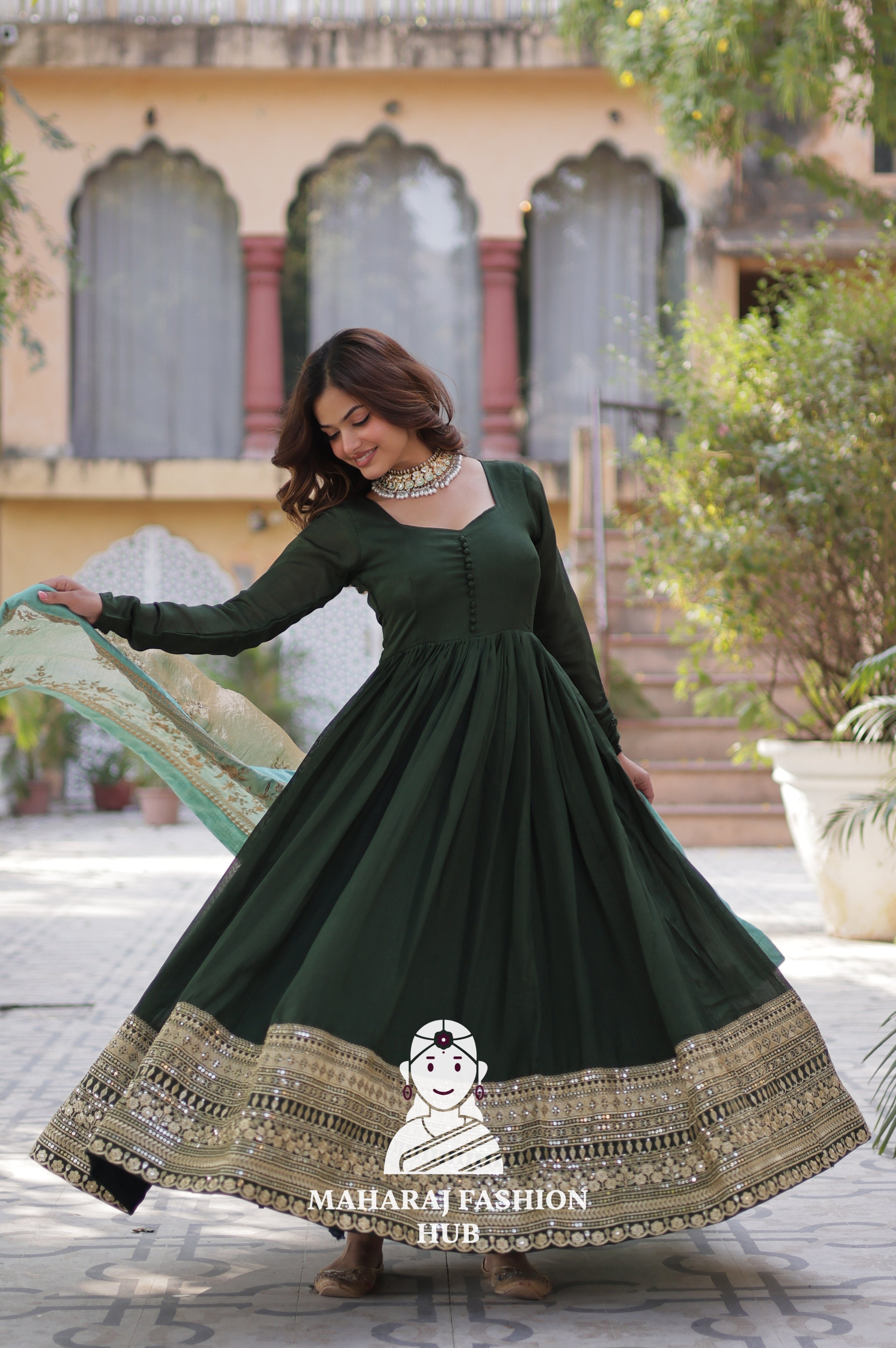 🎀 Ethnic Radiance in Vichitra with Full Sleeves & V-Neck - Special Designer Gown